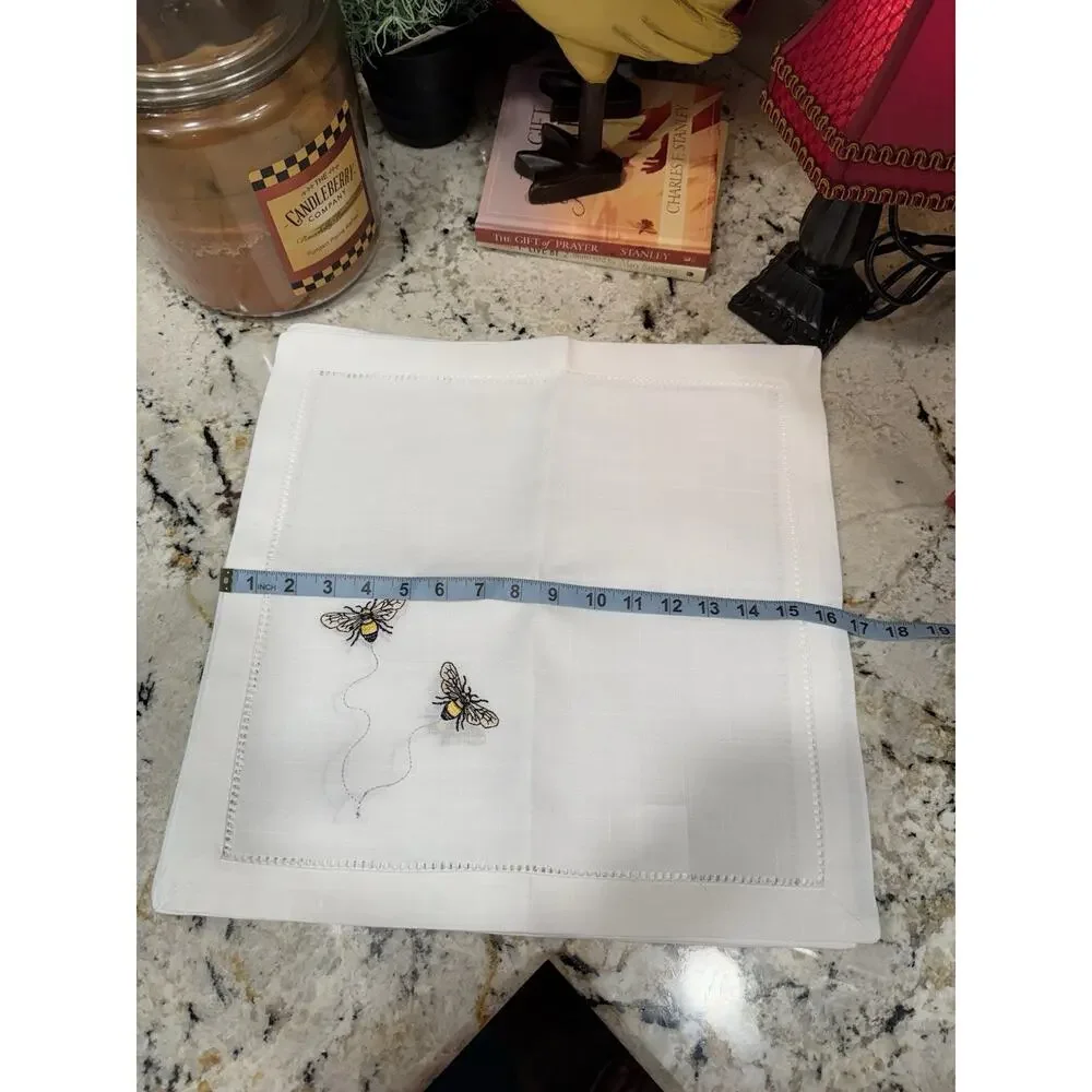 Harvest Green Studio Napkins Set Of 4 Embroidered Bees On White 100% Polyester